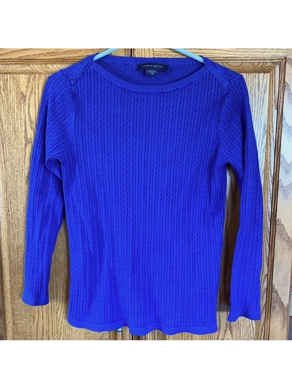 Tommy Hilfiger sweater size L🔥🔥
